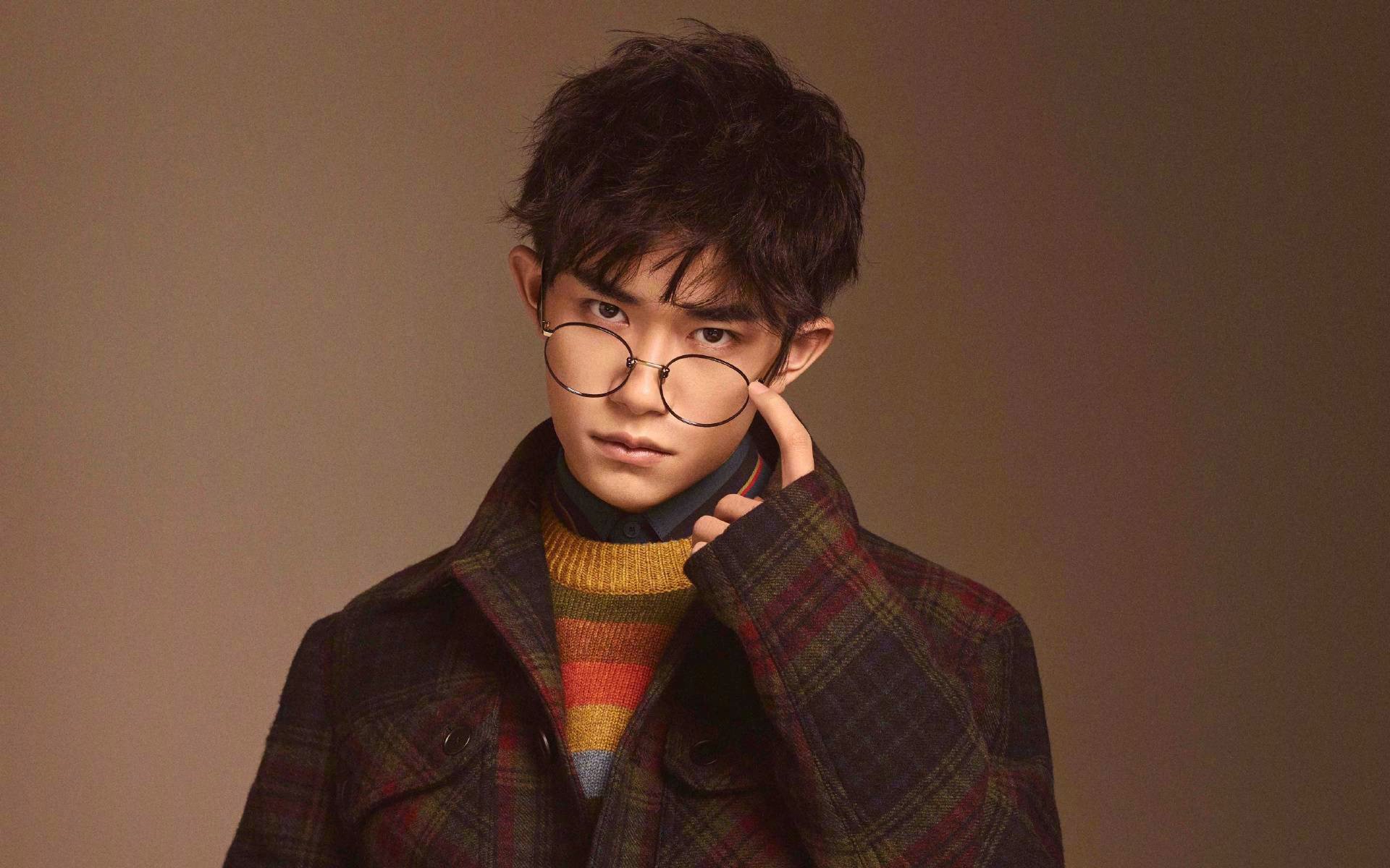 _东契奇压哨绝杀,独行侠险胜篮网_,东契奇与独行侠签约