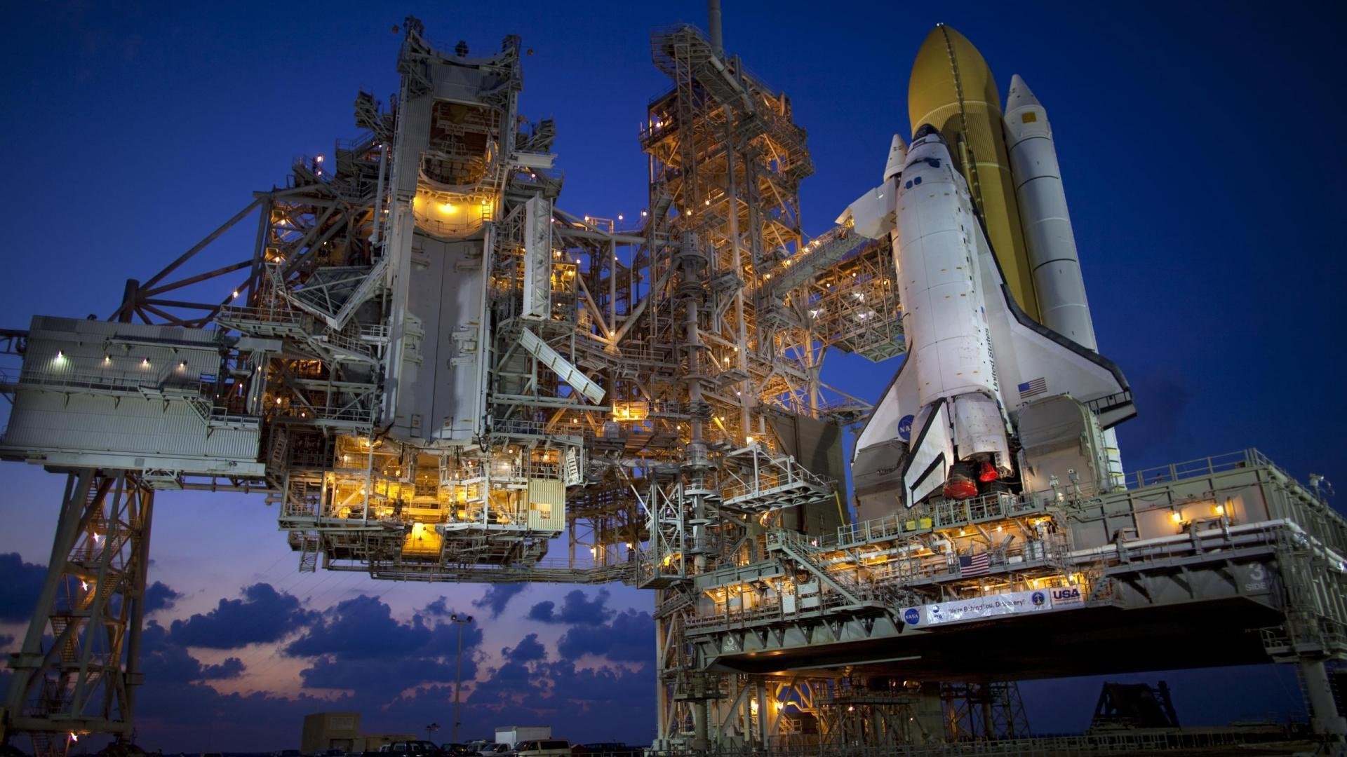 爱游戏电竞-中国足球的场地设施维护管理，足球场设备维护方案