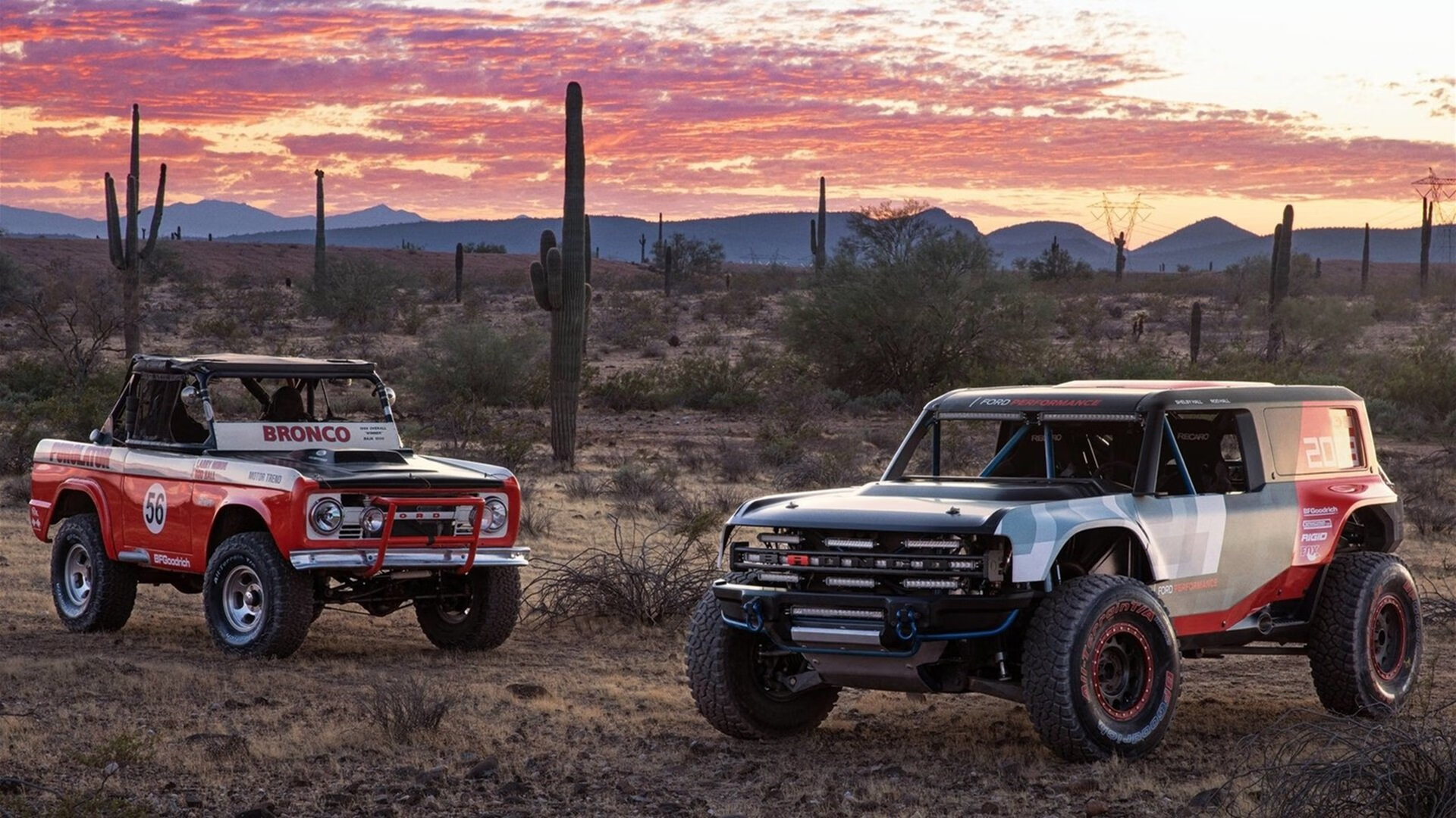 足球赛场上奋勇作战,比赛结果扭转乾坤,足球场上奋力拼搏