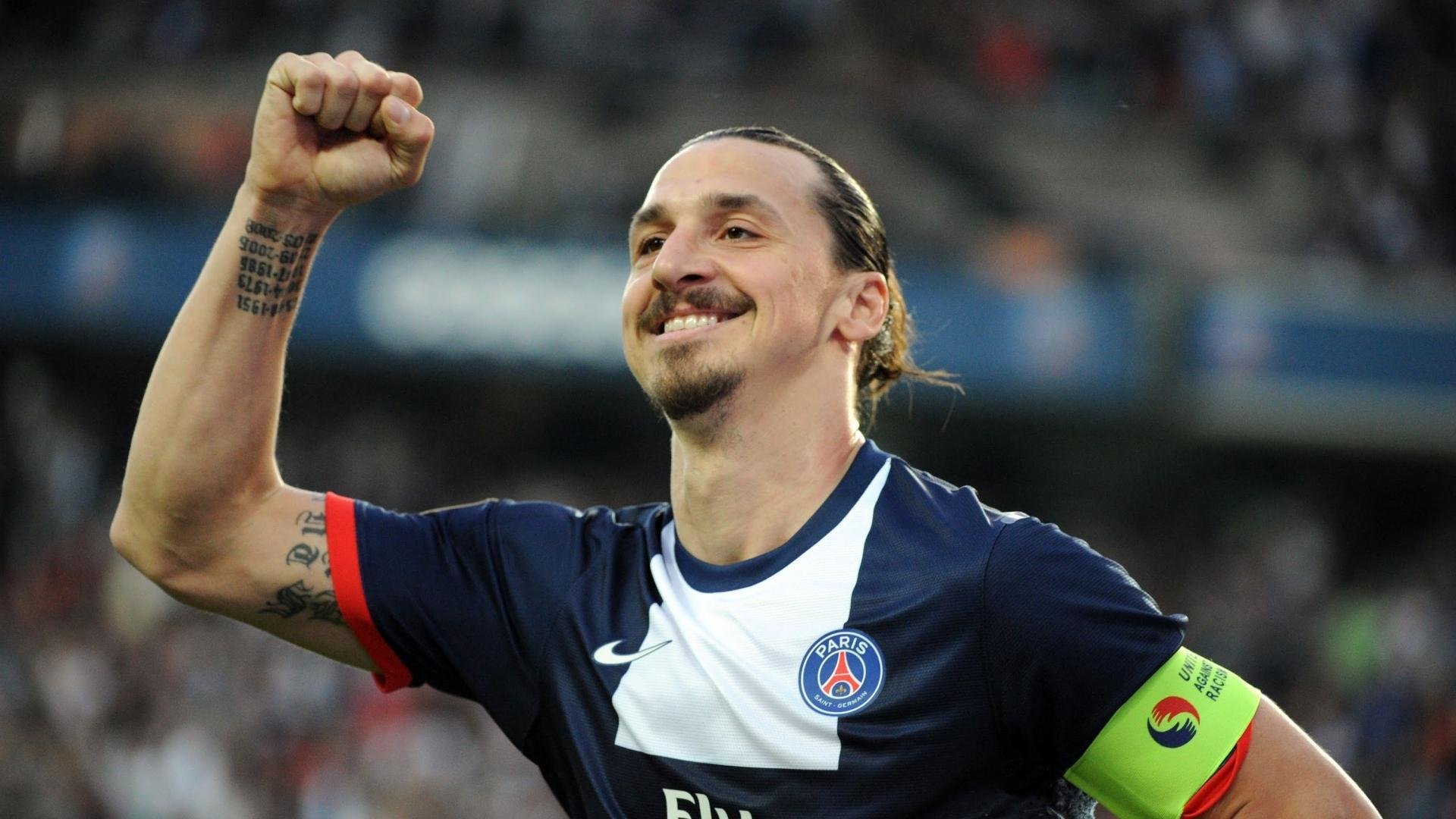 爱游戏ayx官网-法甲战术变革引发关注，专家解读战局背后策略运用，法甲首战